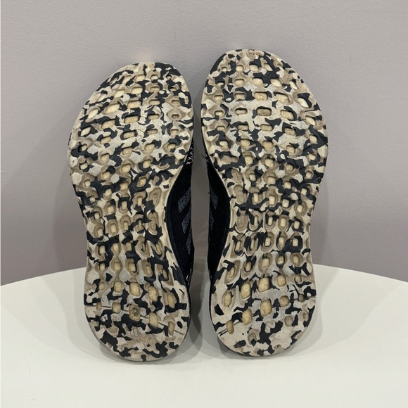 Adidas Pure Boost Go black on black - Picture 9 of 11